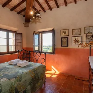  Farm stay Podere Cunina Italy