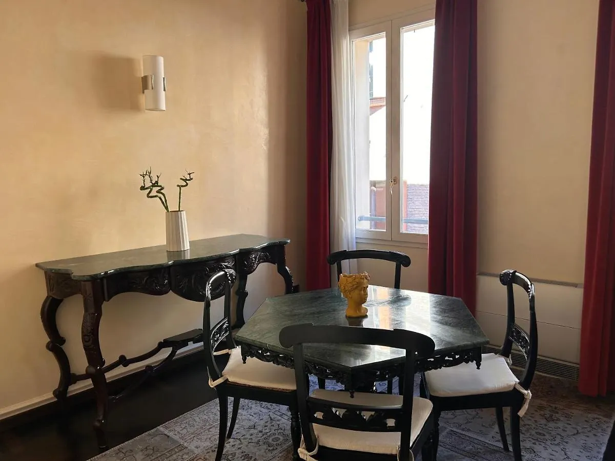 Piazza Maggiore Luxury Apartment Bolonia