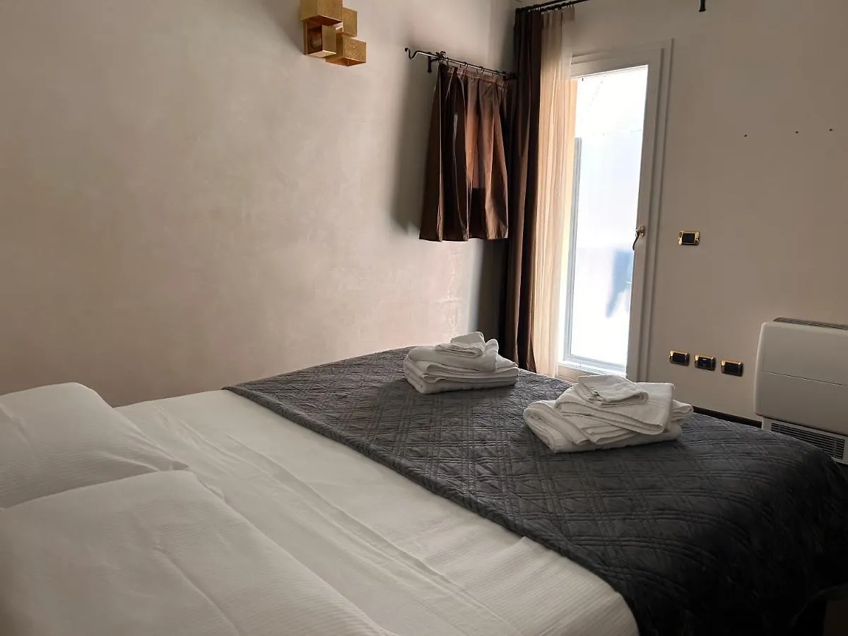 Piazza Maggiore Luxury Apartment Bolonia